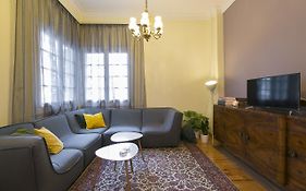 Authentic Retro Flat In City Center #Feelslikehome